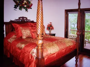 Lake George Lakefront Luxury - Image 4