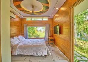 JC Den Villas Kochi by VOYE HOMES - Lakeside Retreat at Kumbalangi - Image 4