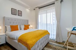 Urban Oasis View Palace Apartment- 3 Bed - Image 5