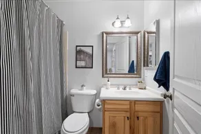 5 Bedroom 4 Bath Boutique Home PREMIUM LOCATION + heated pool option - Image 5