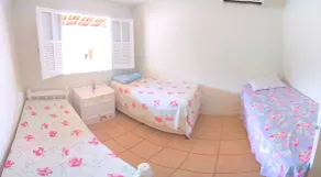 House 500 meters from Vilas beach, 5 bedrooms, with pool. - Image 2