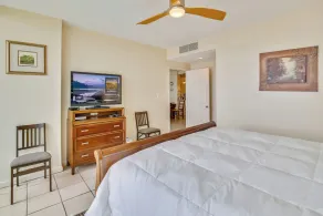 Beachfront Getaway by Ryson Vacation Rentals - Image 4