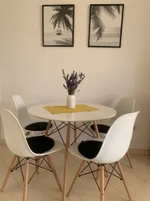 Stunning sunset apartment by the beach and pools !!! - Image 4