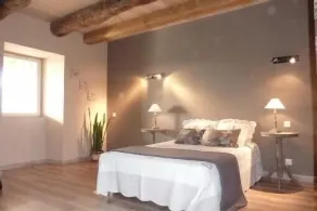 Komplett renoviertes Ferienhaus Ferienhaus mit Pool für 12 Personen - Image 3