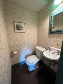 Minutes to Ski Liberty and Gettysburg.  Historic farmhouse, gorgeous views. - Image 3