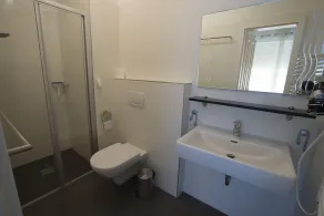Lejlighed til op til 8 personer. direkte på pisterne, sauna, 3 soveværelser, 2 badeværelser, underjordisk parkering - Image 4