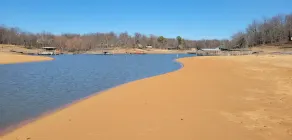 Waterfront with Sandy Beach on Lake Eufaula - Image 4