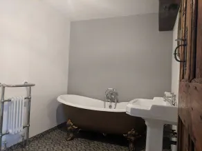 Casa di campagna vicino a Greolieres con piscina, parco privato e vista sulle montagne - Image 2