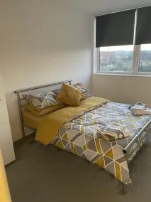 Modern city centre two bedroom fully equipped apartment - Image 4