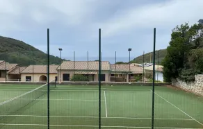 1 Bedroom Beach Front Apartment In Nisportino - Image 3