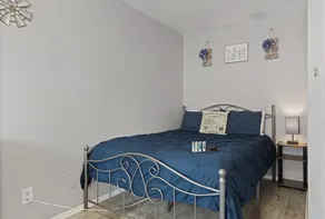 Rustic Spacious Studio/Aurora area/Sleeps 2/Pet Friendly/FREE WI-FI & Parking - Image 4