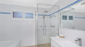 Sandcastles - Pet Friendly Accommodation - Image 2