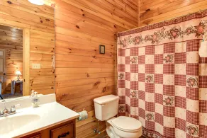 Hemlock Inn by Jackson Mountain Rentals - Image 2