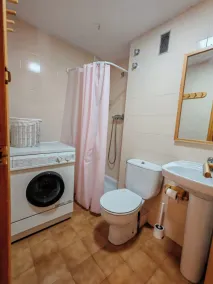 Bright apartment with garden Besiberri 6 - Image 3
