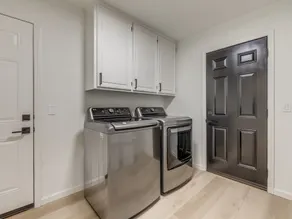 Chic OKC Retreat Near Lake Hefner -Family Friendly - Image 3
