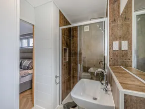 2 bedroom accommodation in Chadwick, near Worcester - Image 5