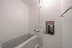 GRAVITY - Image 3