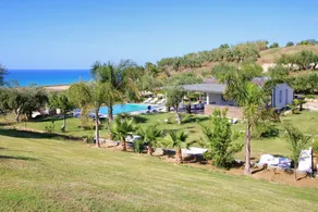 Moderne ejendom med privat golf praksis, privat pool, have, WiFi, Sea VIew - Image 2