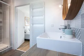 Villa O Bord de l'O Sainte Marine, sea view, swimming pool 29°, beach access - Image 2