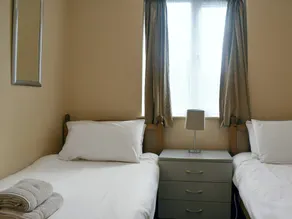 2 bedroom accommodation in Bowness-on-Windermere - Image 3