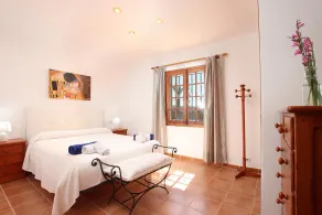 L´Embat, Beautiful 2 bedroom country house in Port Pollensa - Image 3