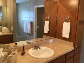 Beautifully decorated 3 bdrm home w/Open Floor Plan, BBQ & WiFi - Image 3