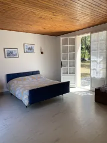 House 150 m from the sandy beach of Chaucre - Image 4
