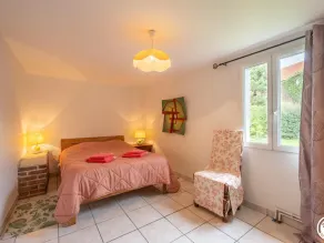 Spacious family cottage with garden and fireplace in Picardy - Image 4