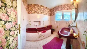 The Villa Reina - Image 3