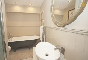 Victoria House - Image 2