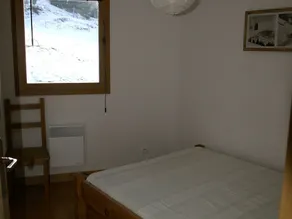 High-end 4-room duplex at the foot of the slopes with parking - Image 5