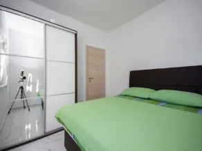 1 bedroom apartment in rogoznica - Image 3