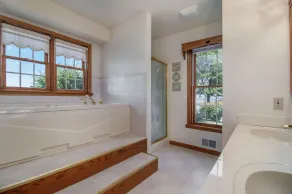Private Hamlin Lake Water Front Cottage Perfect Family Retreat - Image 2