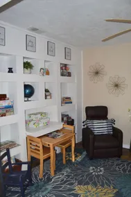 Home away from Home! Close to Beaches and Shops. - Image 2