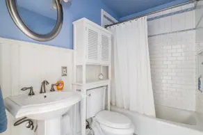 Modern 4bd Getaway In Downtown MV With Pool! - Image 2