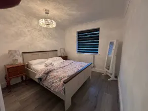 Woodland Retreat in High Wycombe - Image 4