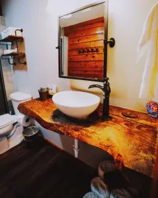 Sunrise Point Treehouse - Starlight Haven - Image 2