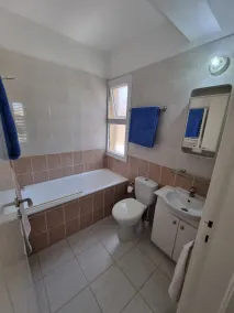 Cyprus Townhouse Pool Patio Aircon Free Parking - Image 2