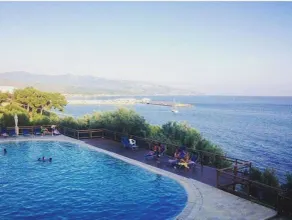 Hotel Hydra Club - Image 2