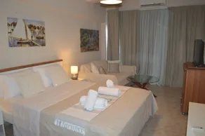 Best House, Petit, Pylos - Image 4