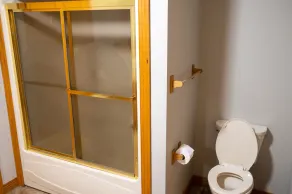 4 bedroom vineyard home near Brookings, SD - Image 4