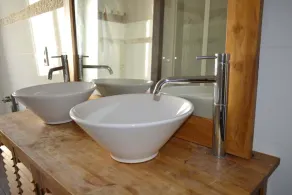 Grande  chambre de plus de 30m2 pour 4 à 5 personnes - Image 2
