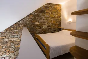 Traditional 4/6 person gîte in the Cevennes with swimming pool - Image 4