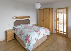 Matthews Traditional Holiday Cottage by Trident Holiday Homes - Image 4