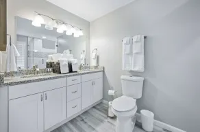 Weekday Pricing Live! Cozy Spot for Extended Stays - Image 4