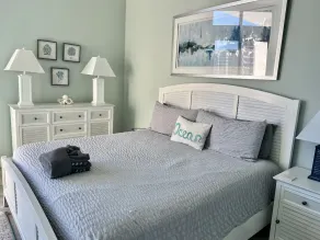 One of a Kind Penthouse--All New! A Beach Lover's Dream Vacation Rental+Locker!! - Image 5