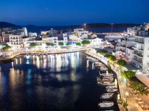 Heart of Emerald, overlooking the picturesque lake of Agios Nikolaos - Image 5