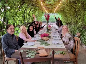 Studio King au bord de la piscine avec entrée privée dans le vignoble - Image 2