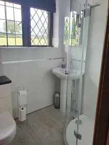 Hervorragendes Ferienhaus für Selbstversorger mit wunderschönen Gärten - Image 3