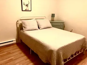 Conveniently located 2BR Unit, close to shopping center - Image 4